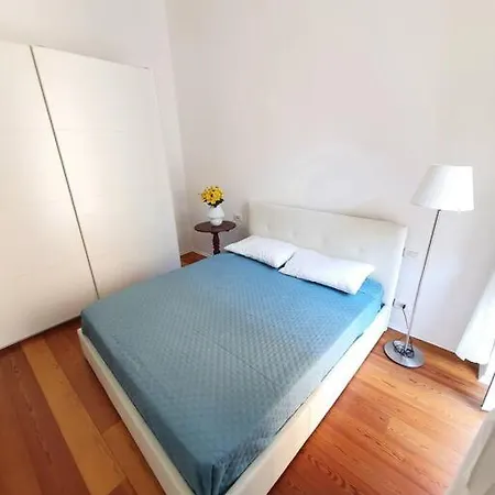 Daisy - City Center Apartment La Spezia