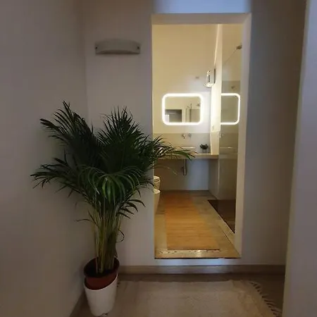Apartment Daisy - City Center La Spezia